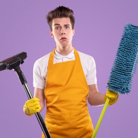 Dry Mops vs. Wet Mops: Choosing the Right Tool for Your Cleaning Needs